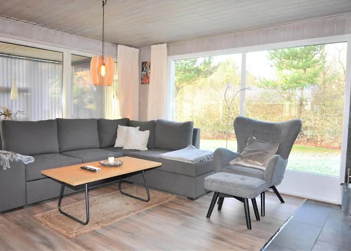 30171-ulfborg-snerlevej-492 Feriehus *